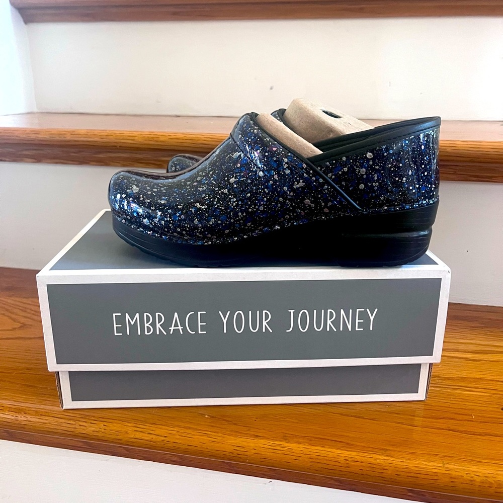 Dansko Size 38. New!!